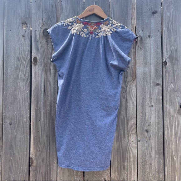 Johnny Was Embroidered Tee - Picture 3 of 3